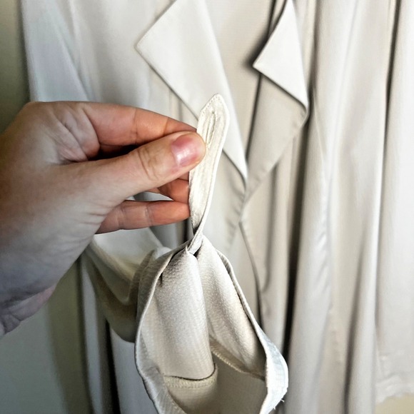 J. Jill Wearever Collection Drape-front Trench Jacket Size L Oatmeal Easy Care - Picture 4 of 9